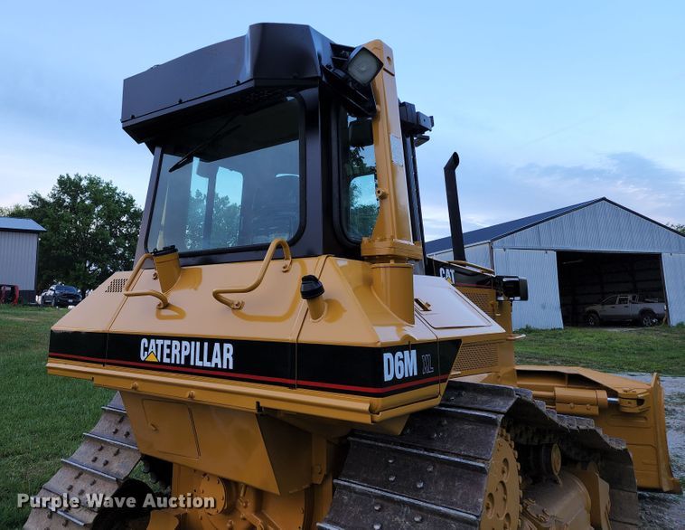 image for item DL6603 2002 Caterpillar D6M XL  dozer