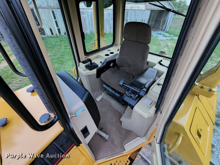 image for item DL6603 2002 Caterpillar D6M XL  dozer