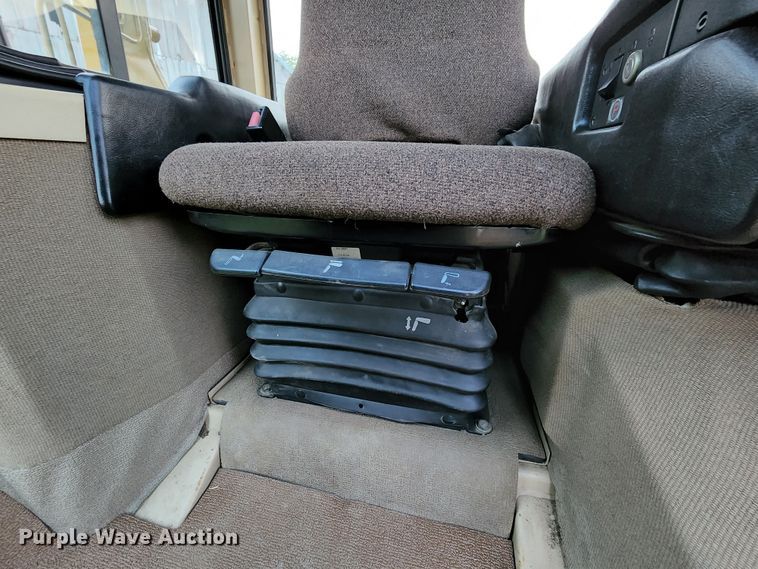 image for item DL6603 2002 Caterpillar D6M XL  dozer