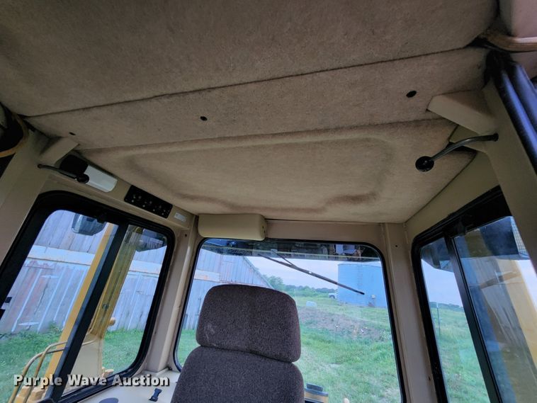 image for item DL6603 2002 Caterpillar D6M XL  dozer