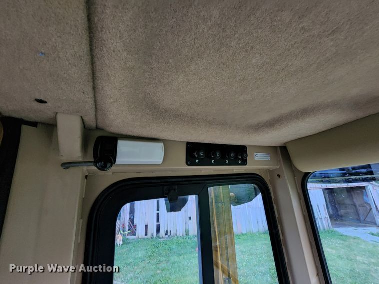 image for item DL6603 2002 Caterpillar D6M XL  dozer