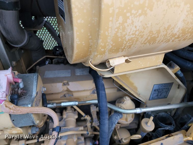 image for item DL6603 2002 Caterpillar D6M XL  dozer