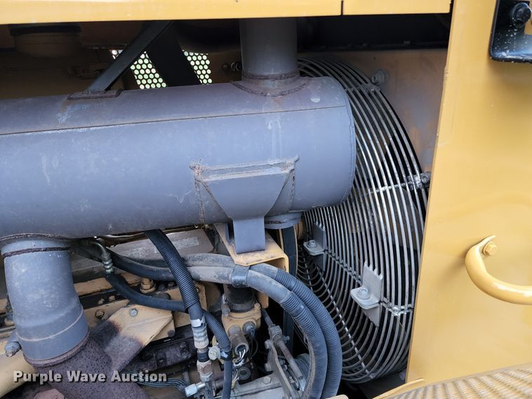 image for item DL6603 2002 Caterpillar D6M XL  dozer