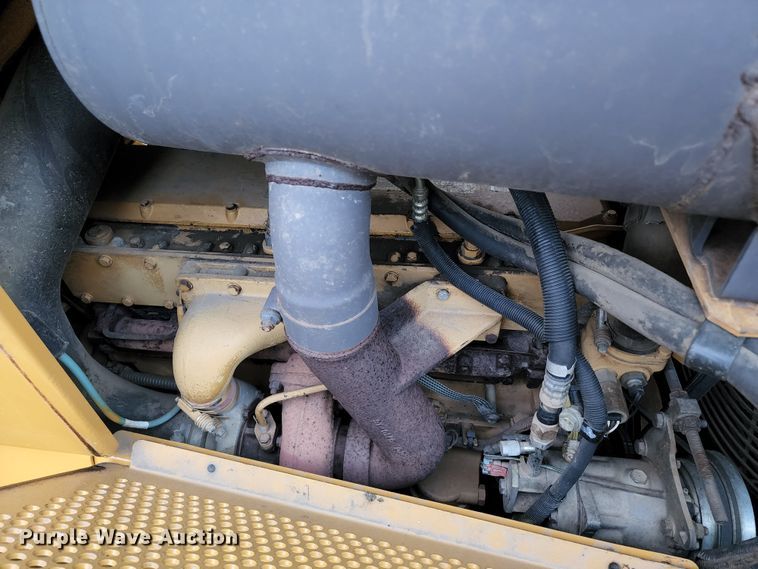 image for item DL6603 2002 Caterpillar D6M XL  dozer