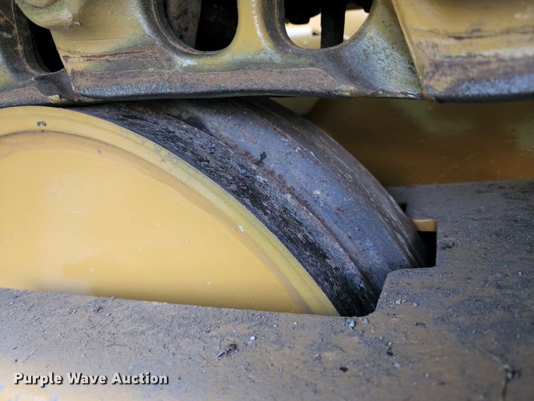 image for item DL6603 2002 Caterpillar D6M XL  dozer