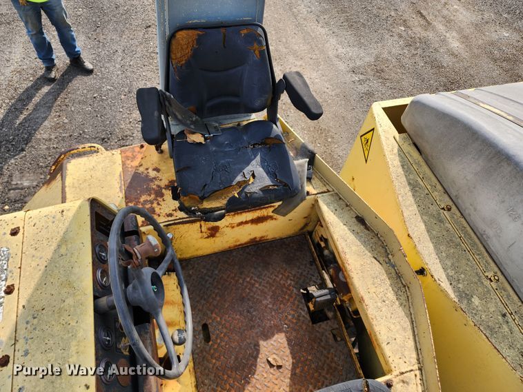 image for item DL6678 1997 Bomag BW11R  pneumatic roller