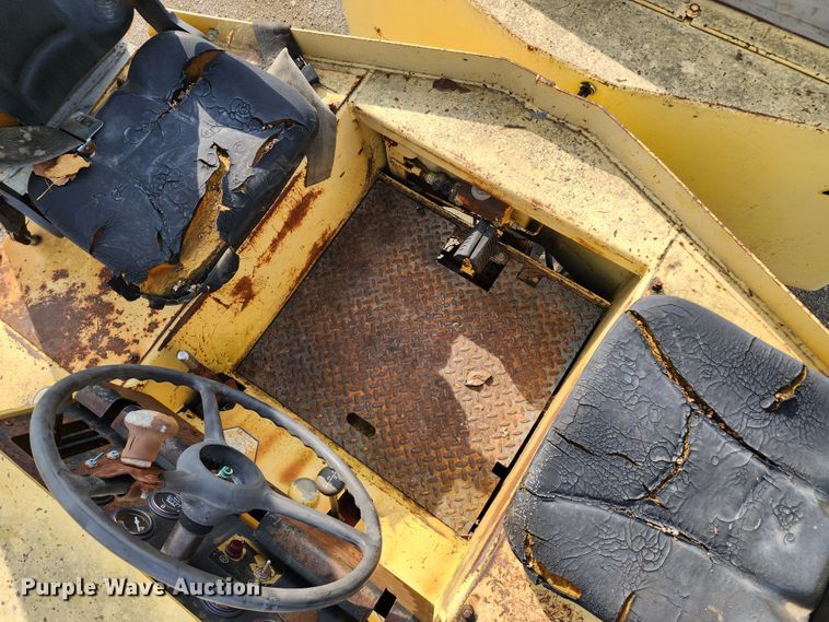 image for item DL6678 1997 Bomag BW11R  pneumatic roller