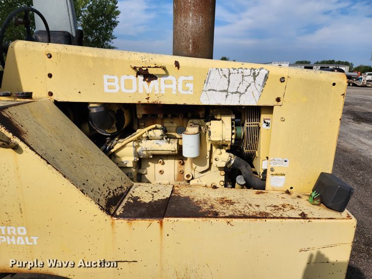 image for item DL6678 1997 Bomag BW11R  pneumatic roller