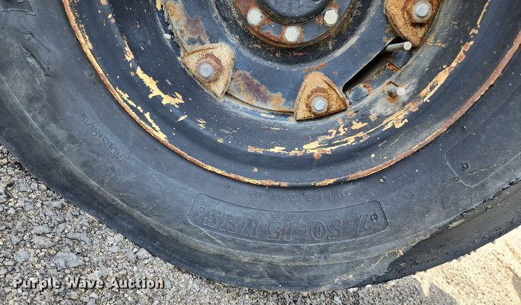 image for item DL6678 1997 Bomag BW11R  pneumatic roller