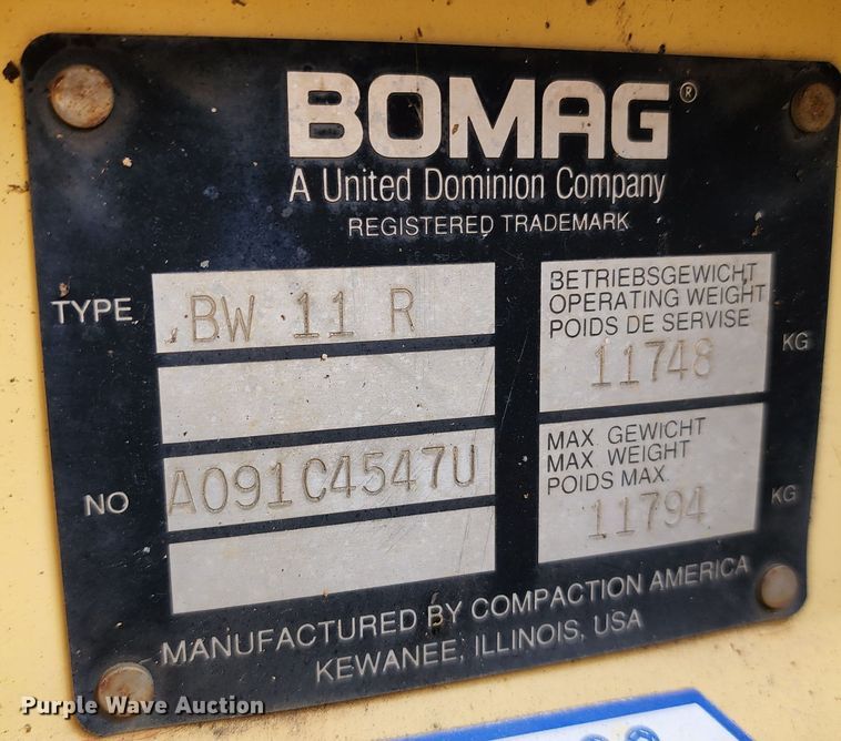 image for item DL6678 1997 Bomag BW11R  pneumatic roller