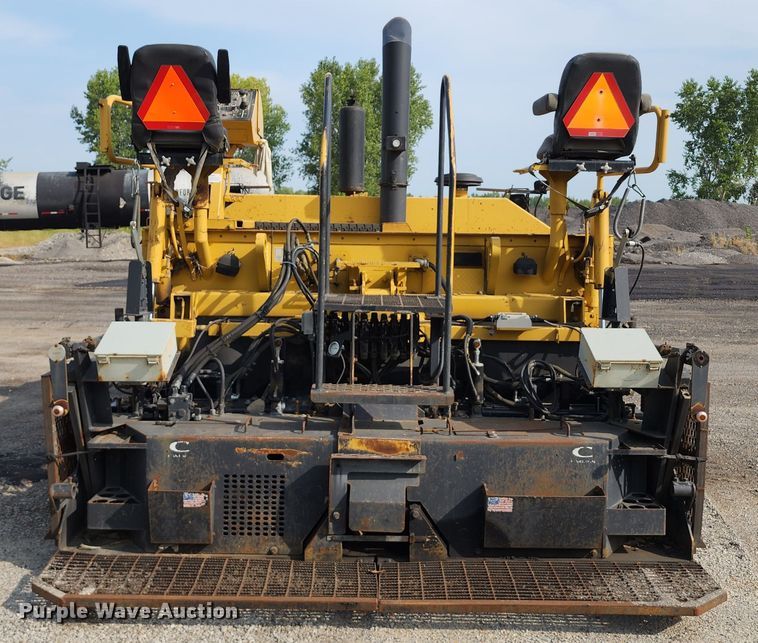 image for item DL6679 2002 Caterpillar AP1055B  paver