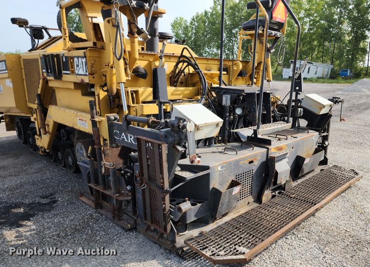 image for item DL6679 2002 Caterpillar AP1055B  paver