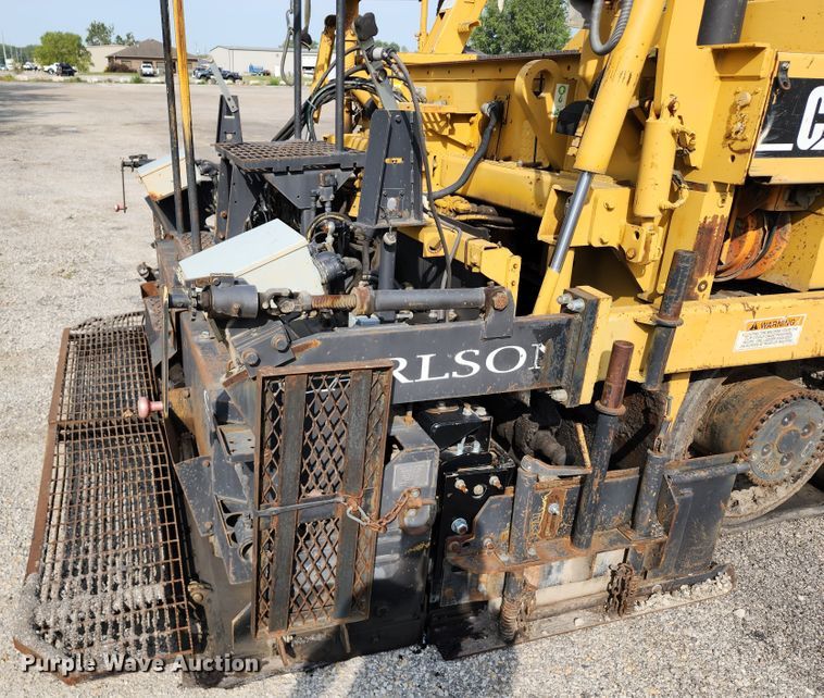 image for item DL6679 2002 Caterpillar AP1055B  paver