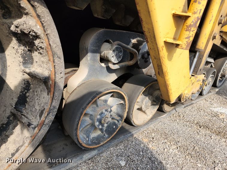 image for item DL6679 2002 Caterpillar AP1055B  paver