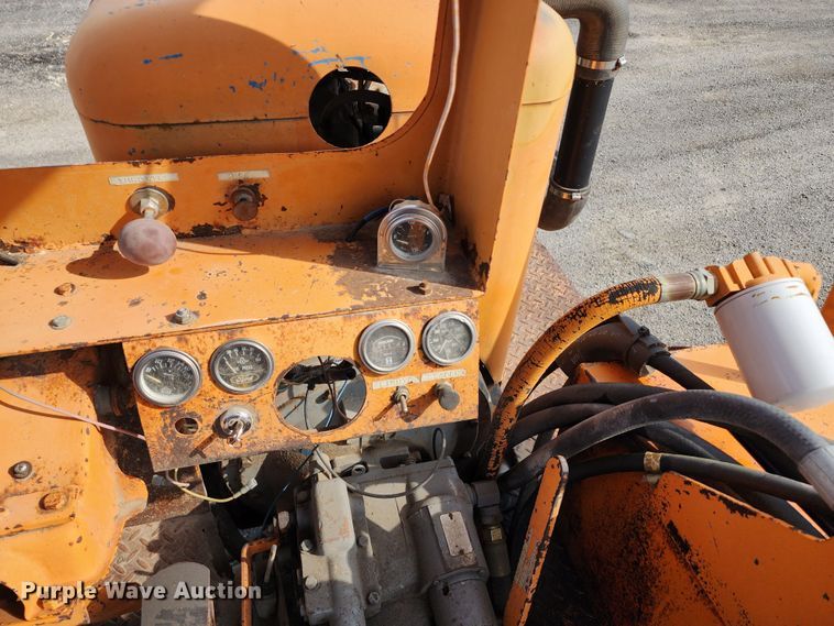 image for item DL6680 1985 Broce H15  broom