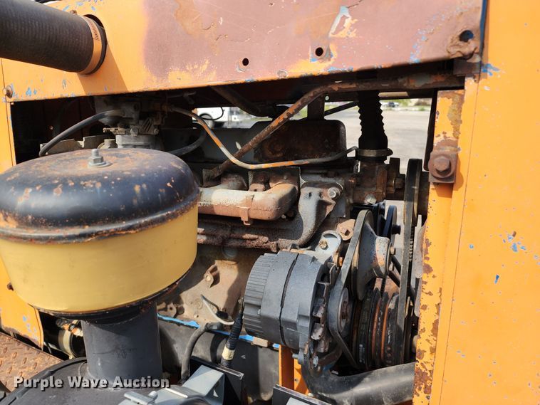 image for item DL6680 1985 Broce H15  broom