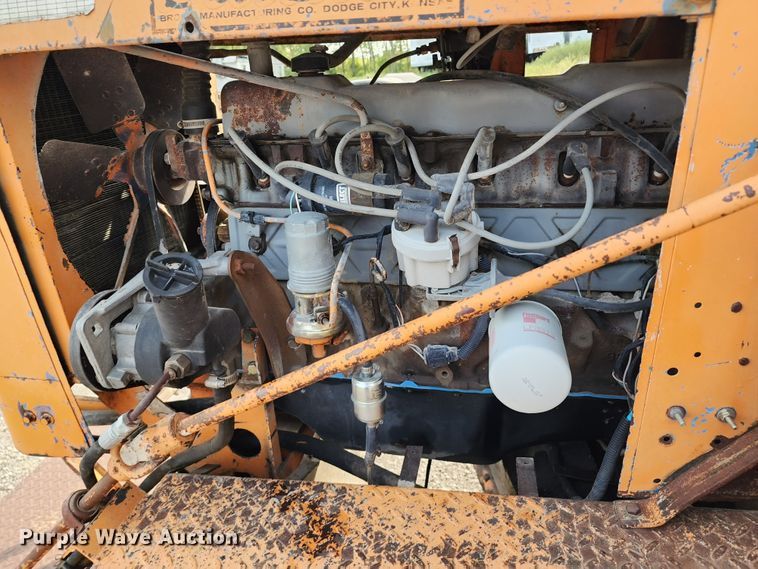 image for item DL6680 1985 Broce H15  broom