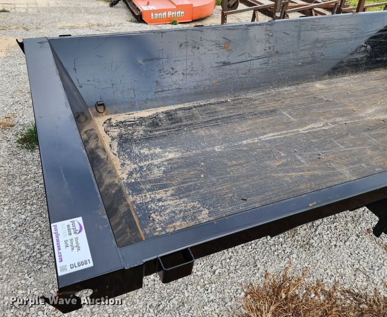 image for item DL6681 Roll-off container