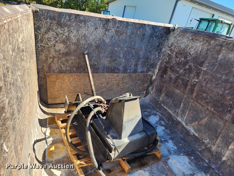 image for item DL6710 Ox Bodies  dump bed