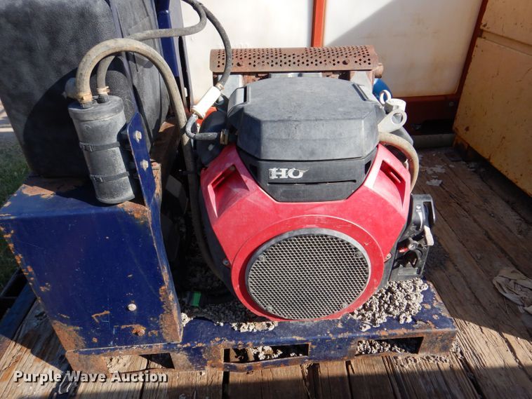 image for item DM2498 2008 Ditch Witch JT2020 Mach 1  directional boring unit