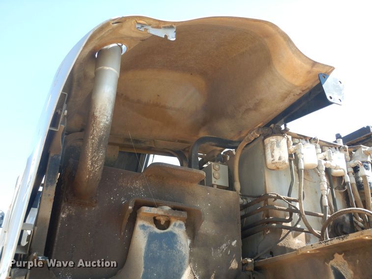 image for item DM3133 2010 Exodus MX447L  long reach wheeled excavator