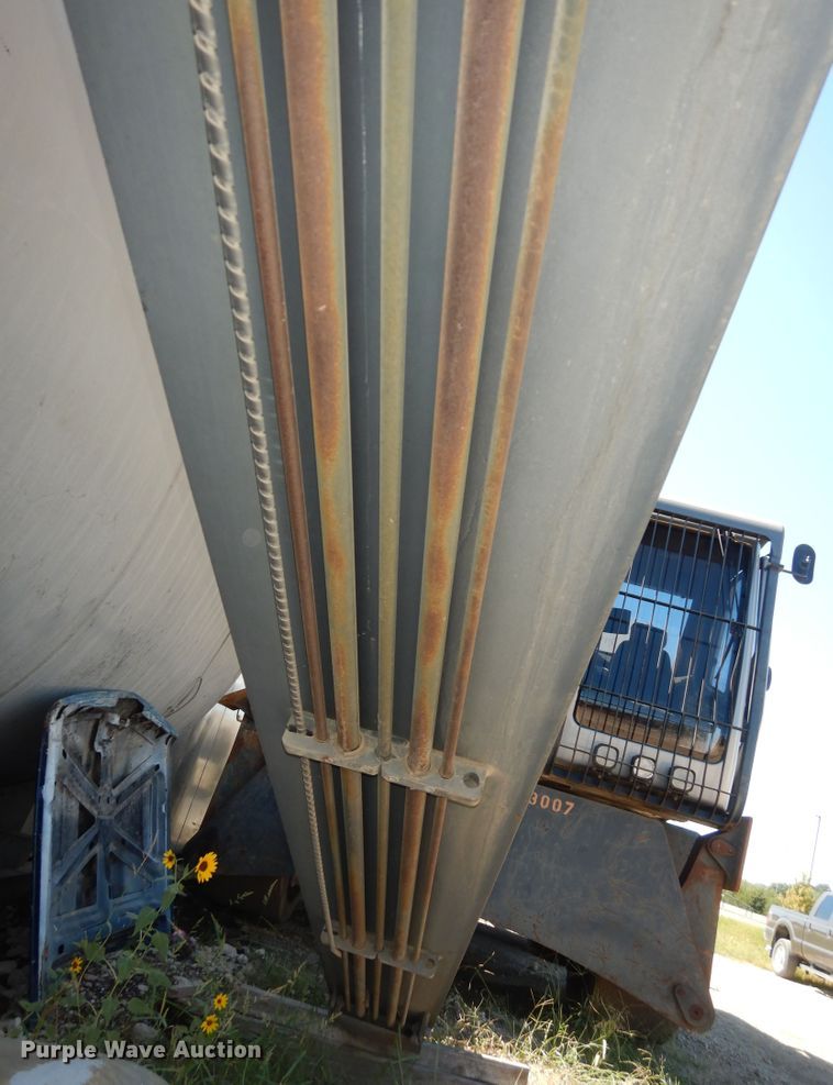 image for item DM3133 2010 Exodus MX447L  long reach wheeled excavator