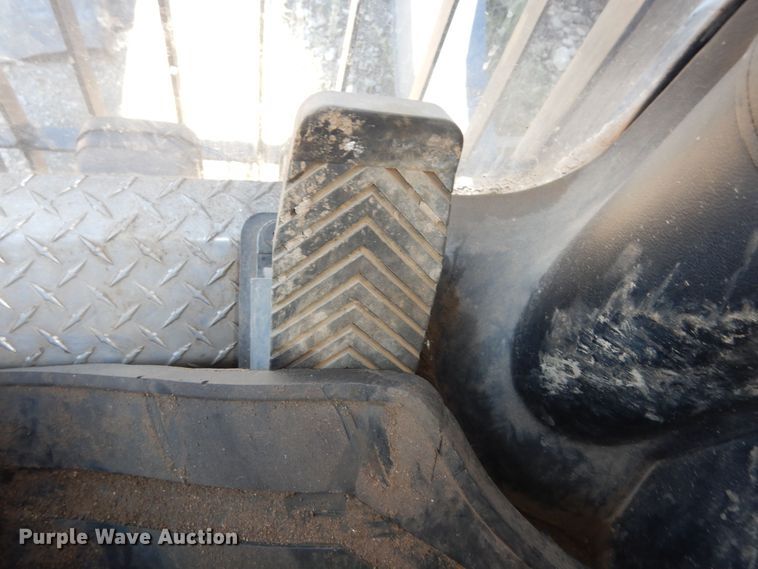 image for item DM3133 2010 Exodus MX447L  long reach wheeled excavator