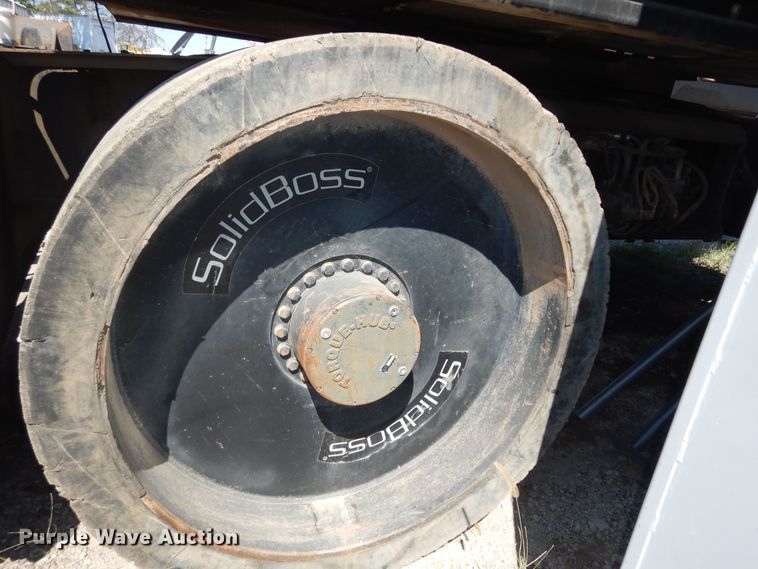 image for item DM3133 2010 Exodus MX447L  long reach wheeled excavator