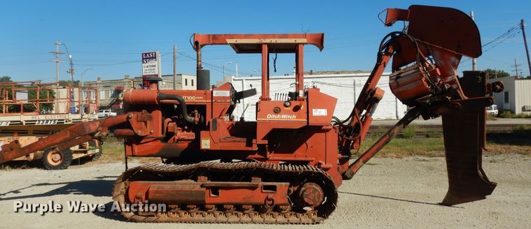 image for item DM3136 1994 Ditch Witch HT100  cable plow