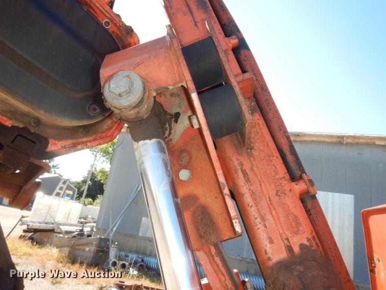 image for item DM3136 1994 Ditch Witch HT100  cable plow