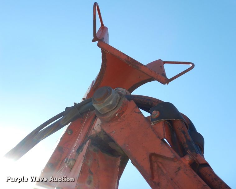 image for item DM3136 1994 Ditch Witch HT100  cable plow
