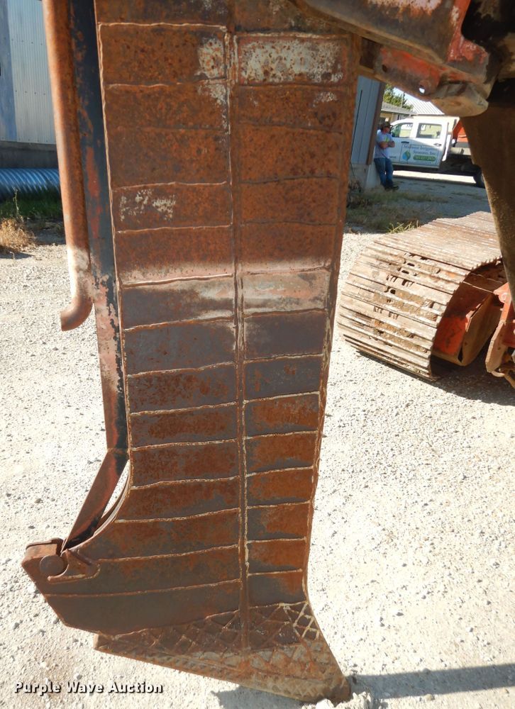 image for item DM3136 1994 Ditch Witch HT100  cable plow