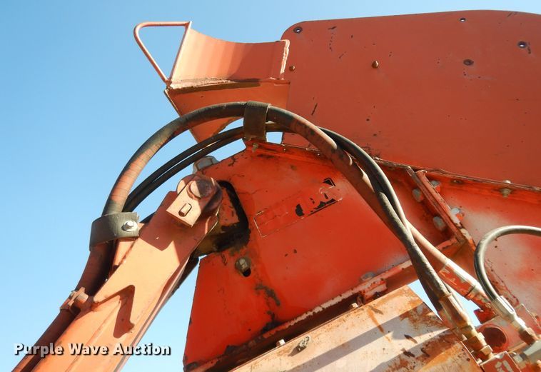 image for item DM3136 1994 Ditch Witch HT100  cable plow