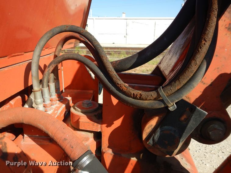 image for item DM3136 1994 Ditch Witch HT100  cable plow
