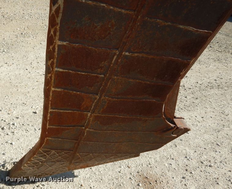 image for item DM3136 1994 Ditch Witch HT100  cable plow