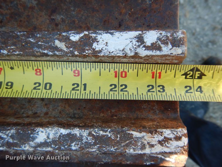 image for item DM3136 1994 Ditch Witch HT100  cable plow