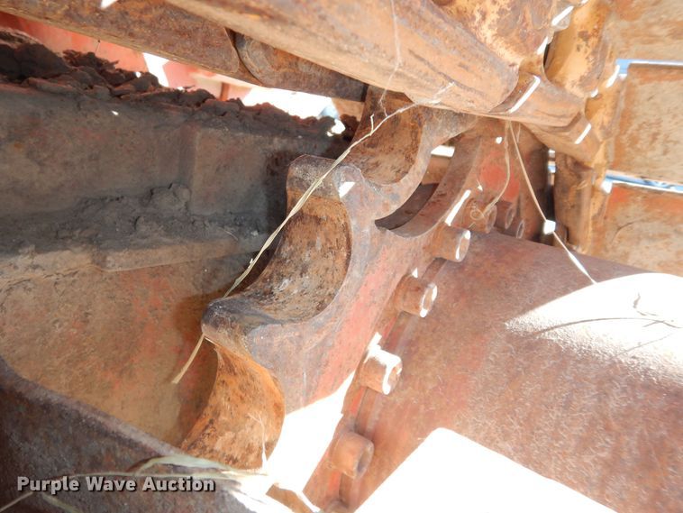 image for item DM3136 1994 Ditch Witch HT100  cable plow