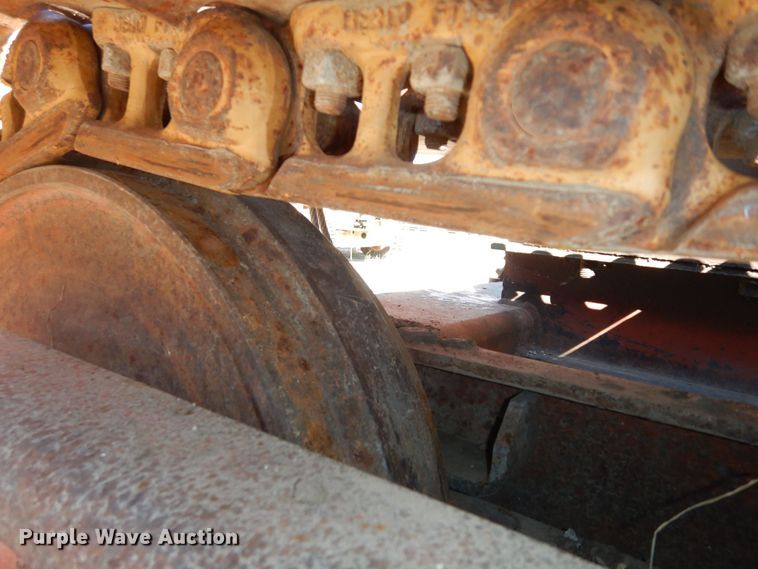 image for item DM3136 1994 Ditch Witch HT100  cable plow