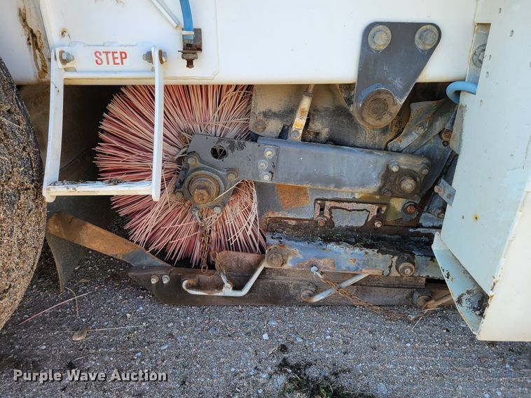 image for item DM8045 2008 Allianz Johnston 4000 Roloff  street sweeper truck