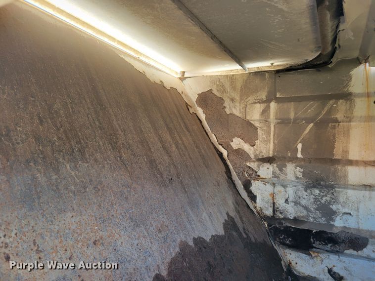 image for item DM8045 2008 Allianz Johnston 4000 Roloff  street sweeper truck