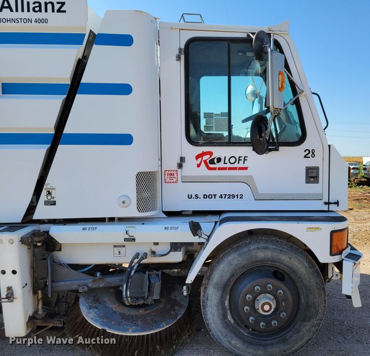 image for item DM8045 2008 Allianz Johnston 4000 Roloff  street sweeper truck