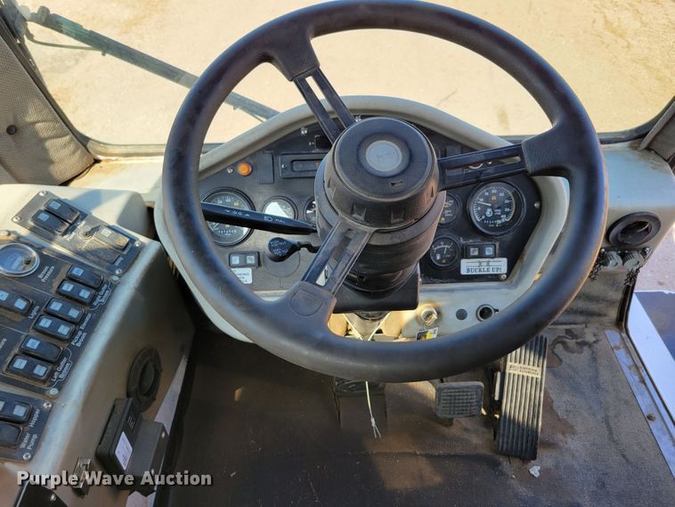 image for item DM8045 2008 Allianz Johnston 4000 Roloff  street sweeper truck