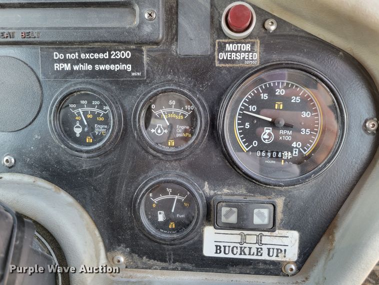 image for item DM8045 2008 Allianz Johnston 4000 Roloff  street sweeper truck