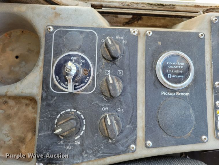 image for item DM8045 2008 Allianz Johnston 4000 Roloff  street sweeper truck