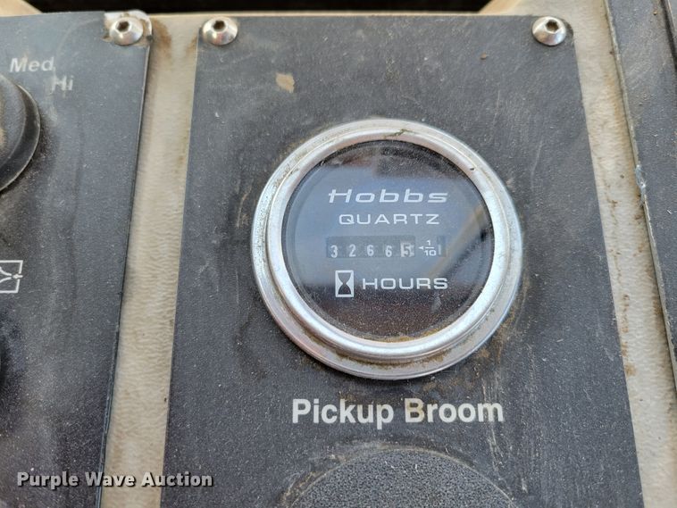 image for item DM8045 2008 Allianz Johnston 4000 Roloff  street sweeper truck