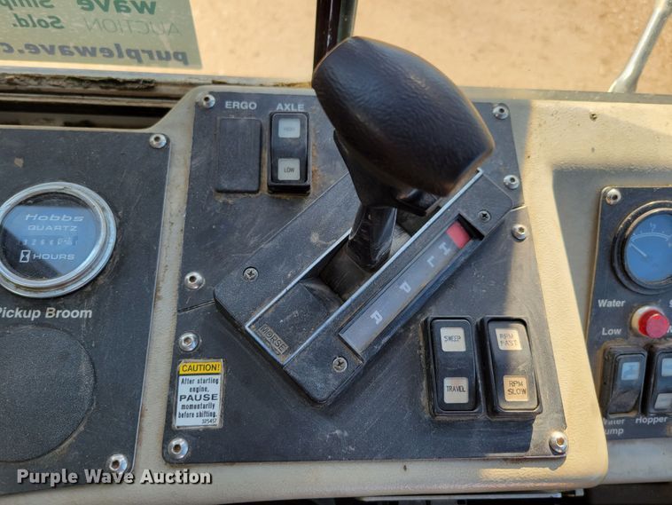 image for item DM8045 2008 Allianz Johnston 4000 Roloff  street sweeper truck