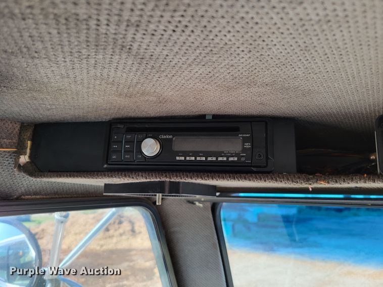 image for item DM8045 2008 Allianz Johnston 4000 Roloff  street sweeper truck