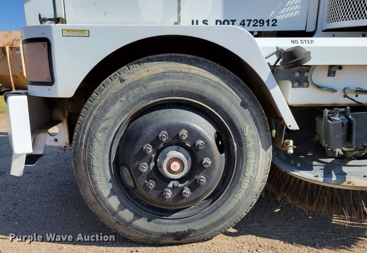 image for item DM8045 2008 Allianz Johnston 4000 Roloff  street sweeper truck