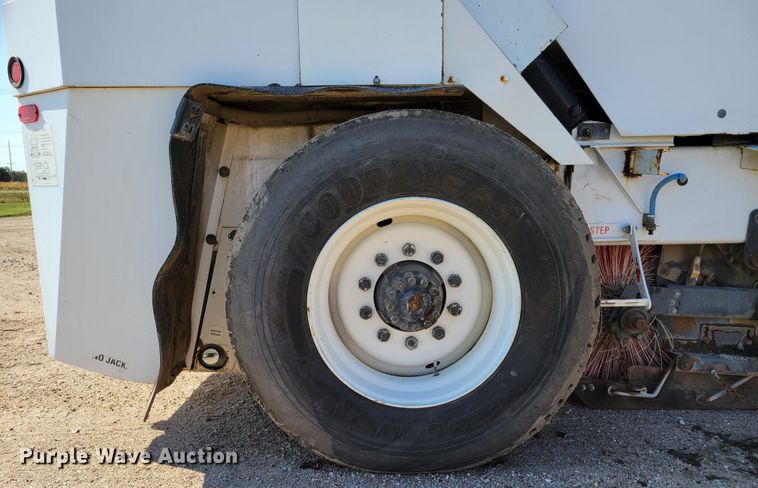 image for item DM8045 2008 Allianz Johnston 4000 Roloff  street sweeper truck