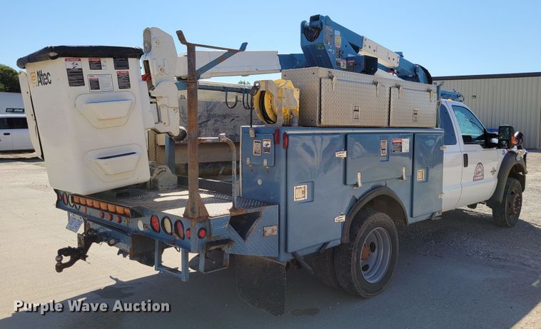 image for item DM8046 2011 Ford F550 Super Duty XL  SuperCab bucket truck